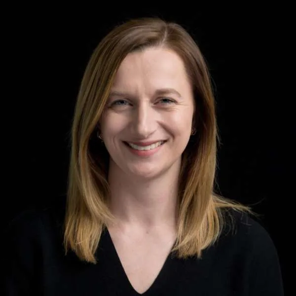 Kate Steere's headshot