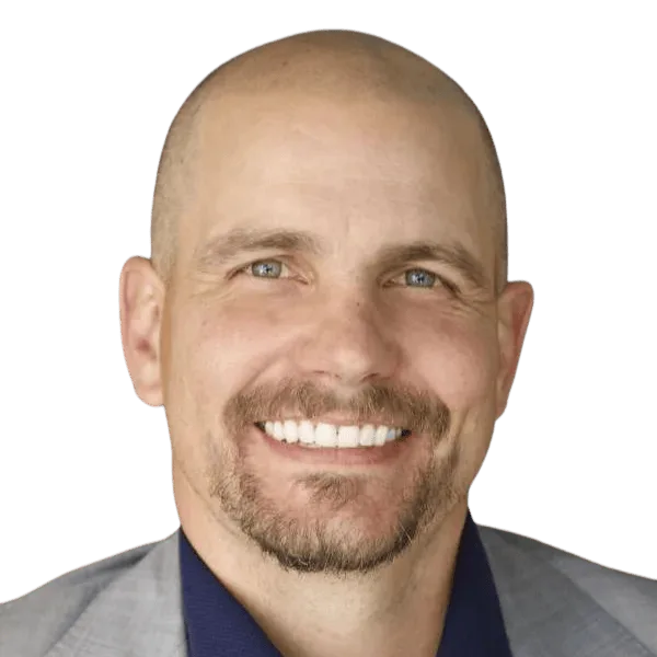 Taylor Blackburn's headshot